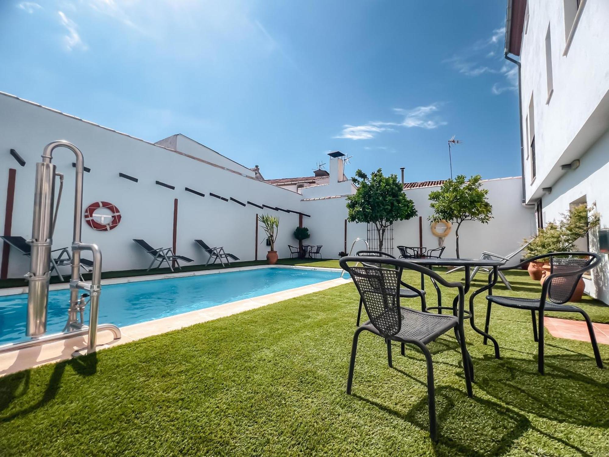 Hostal Aznaitin Baeza Eksteriør billede