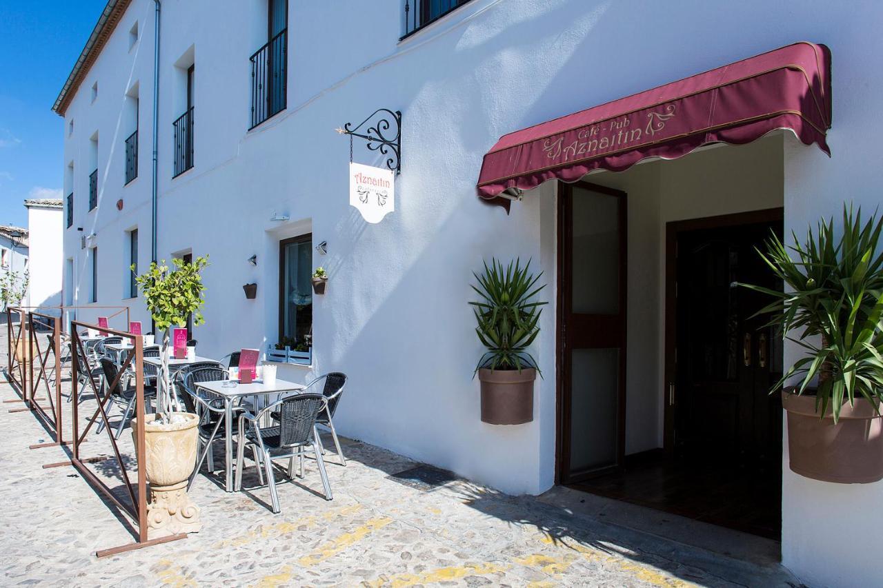 Hostal Aznaitin Baeza Eksteriør billede